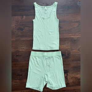 SKIMS Light Green Women's Pajama Set
